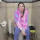 A Portuguese girl sits on a toilet, farts, pisses and takes a shit. Crackling and plops are heard. She sits there for a while trying to push out more and takes selfies with her phone. Presented in 720P HD. 143MB, MP4 file. Over 10 minutes.